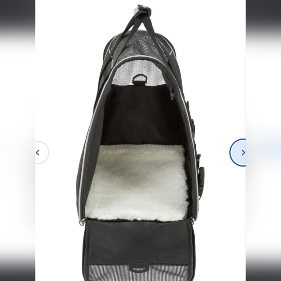 NWT dog carrier, cat carrier Airline Compliant, size M-L - Picture 4 of 7